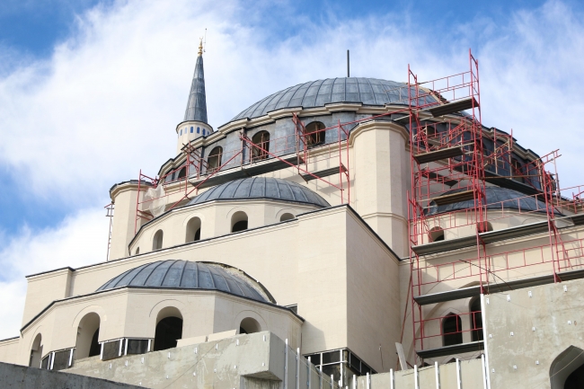 Namazgah Camii Balkanlar'ın en büyüğü olacak