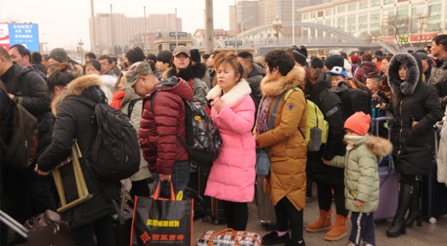 Çinliler 'Bahar Bayramı' için yollarda