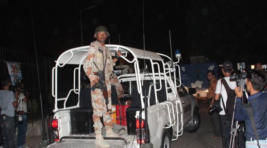 Pakistan'da havalimanına saldırı