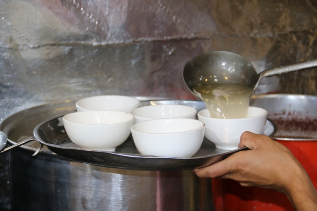 Kerkük'te sahur sofralarının vazgeçilmezi: Kelle paça