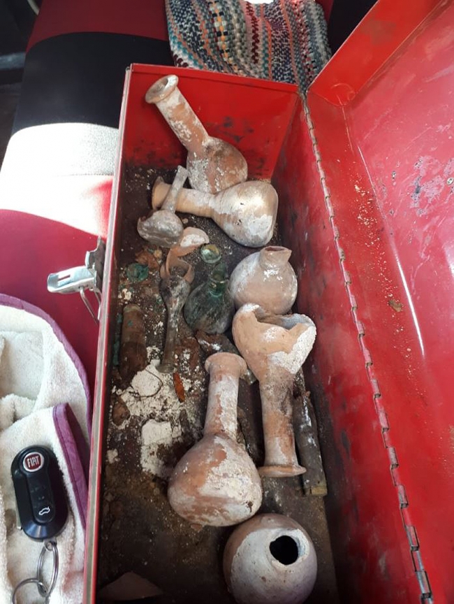 Karabük'te bin 800 yıllık taş sandık mezar bulundu