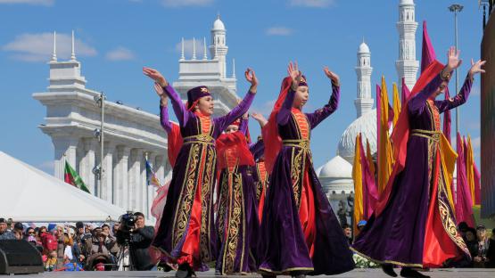 1 Mayıs dünyada etkinliklerle kutlanıyor