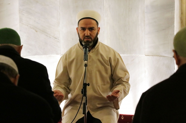 Zeytin Dalı Harekatı için Fetih Suresi okunup dualar ediliyor