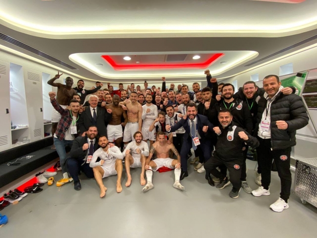 Fatih Karagümrük evinde rahat kazandı