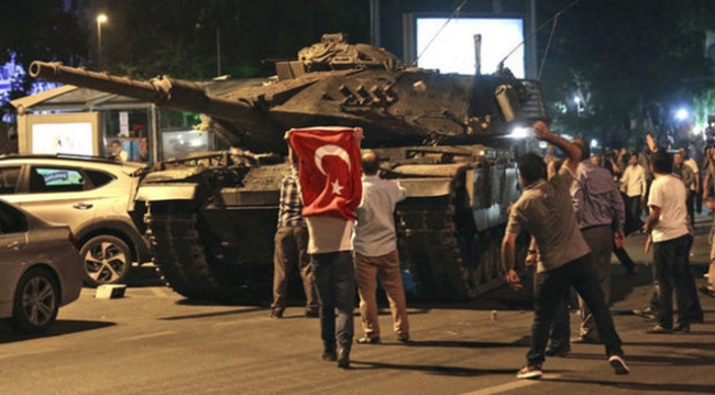 15 Temmuz kahramanlarını hain darbeciler durduramadı