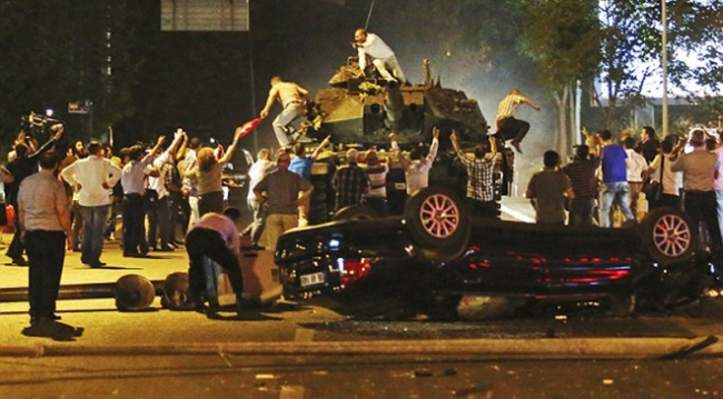 15 Temmuz kahramanlarını hain darbeciler durduramadı