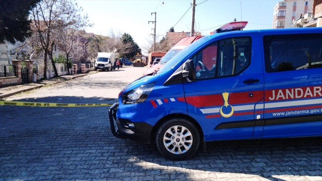 Define tünelinde mahsur kaldılar