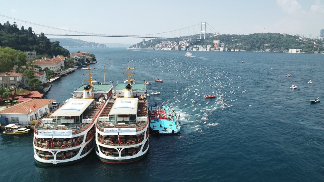 Boğaziçi Kıtalararası Yüzme Yarışı yapıldı