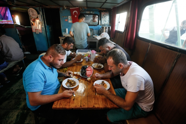 Denizin mevsimlik işçileri