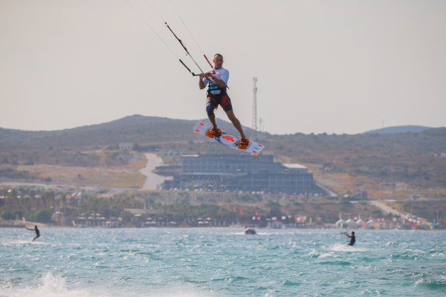 Denizde rüzgarla dans nefes kesti