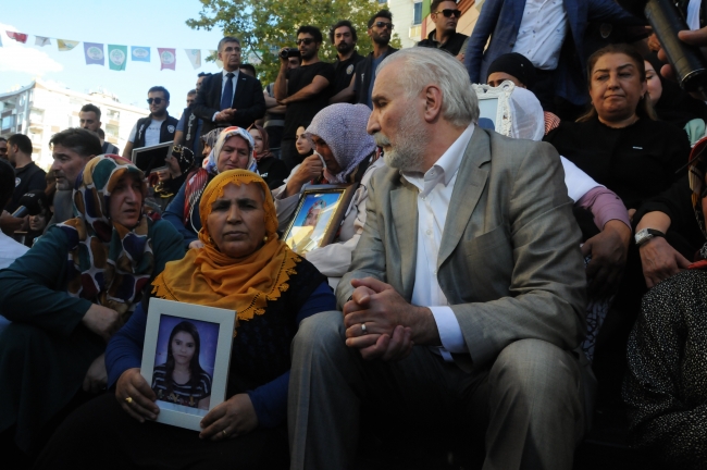 Evladı dağa kaçırılan anneler 100 gündür evlat nöbetinde