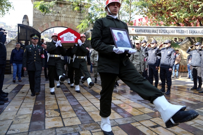 Şehit Cemil Kaçmaz son yolculuğuna uğurlandı