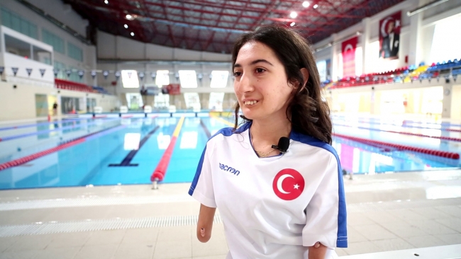 Önce engelleri sonra rakiplerini geride bıraktılar