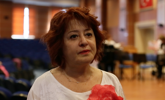 Kanseri müzikle yenen kadınların öyküsü