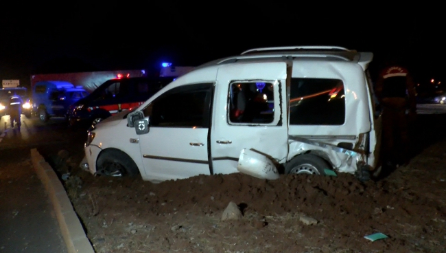Diyarbakır'da iki araç çarpıştı: 6 yaralı