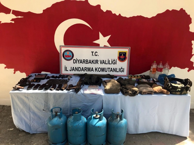 Diyarbakır Hazro'da 2 PKK'lı terörist etkisiz hale getirildi