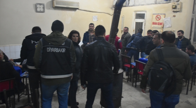 İlçe emniyet müdürü ve Surlu çocuklar arasında gülümseten diyalog