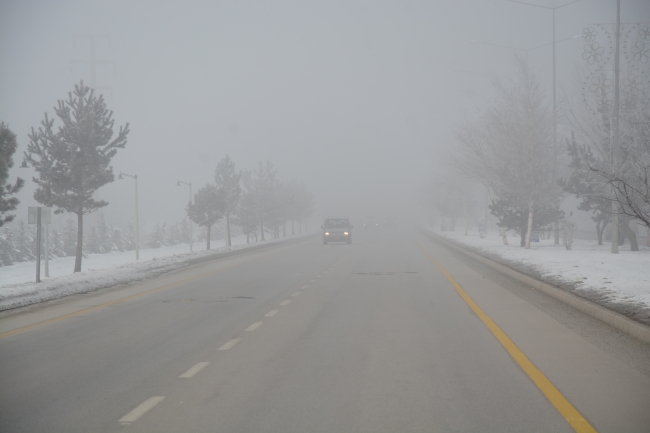 Erzurum dün gece eksi 20 dereceyi gördü