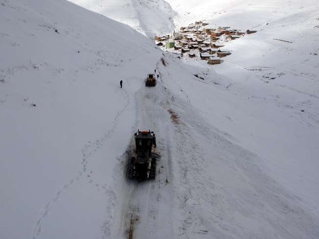 Doğu Karadeniz’de 448 köy yolu ulaşıma kapandı