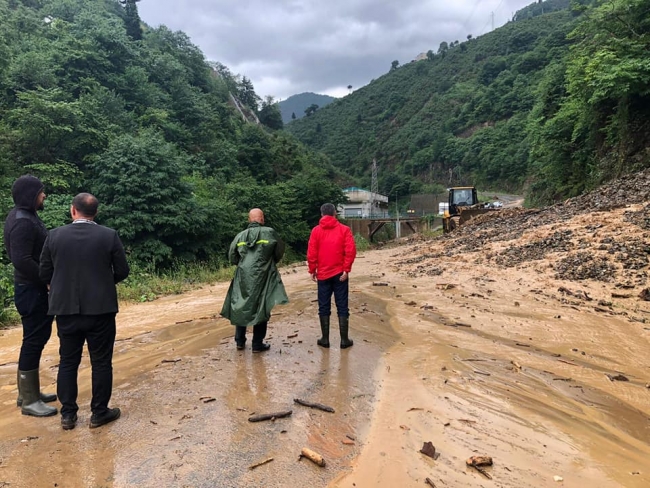 Doğu Karadeniz'de sağanak etkili oluyor