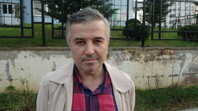 İşçinin hastane tavanından düşme anı kameraya yansıdı