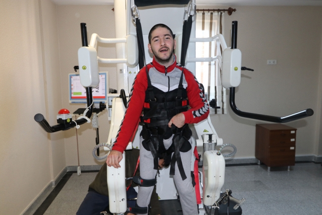 Rize'de robotik yürüme cihazı hizmete girdi