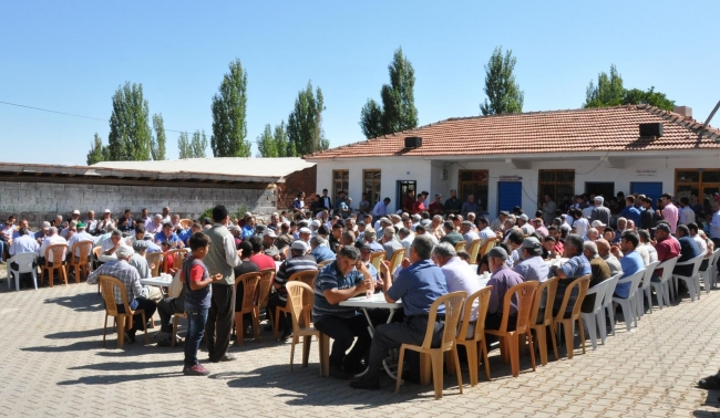 40 yıl sonra yağmur duasına çıktılar
