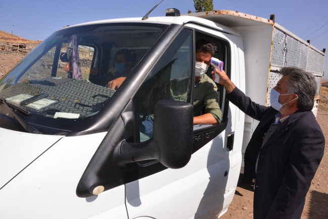 Tüm dünyaya yayılan virüs bu mahalleye giremedi