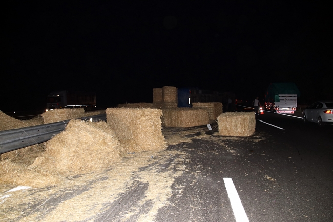 TEM otoyolu kaza nedeniyle tek şeride düştü