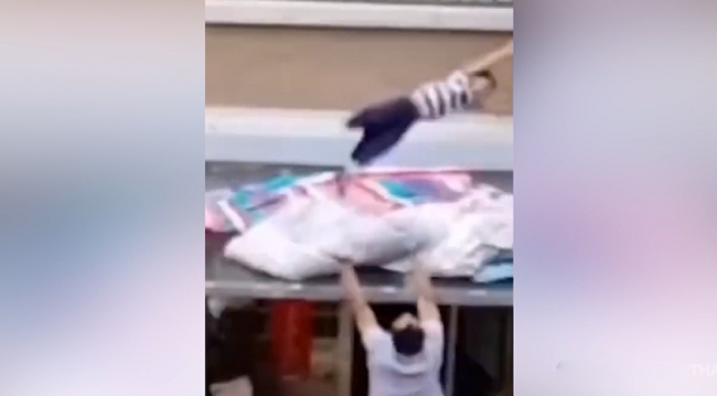 Çinli çocuğun mucize kurtuluşu