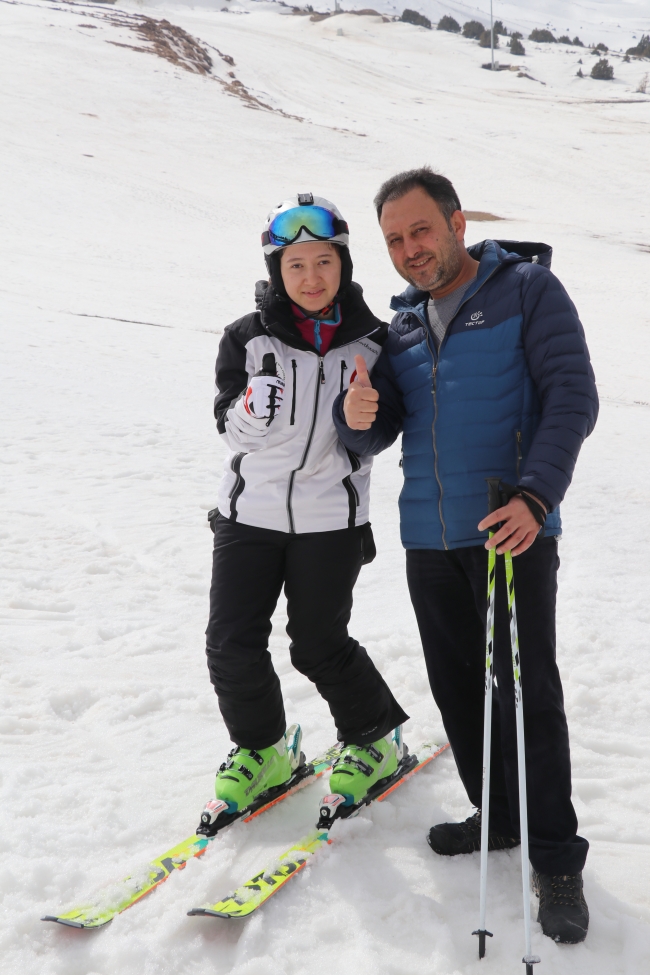 Baba ile engelli kızının çabası dünya ikinciliği getirdi