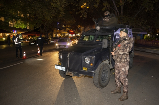 Türkiye genelinde aranan bin 727 kişi yakalandı