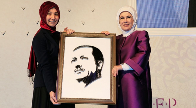 Emine Erdoğan TÜRGEV iftarına katıldı