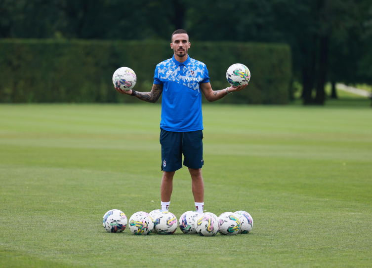 Trabzonsporlu Dimitrios Kourbelis iz bırakmak istiyor