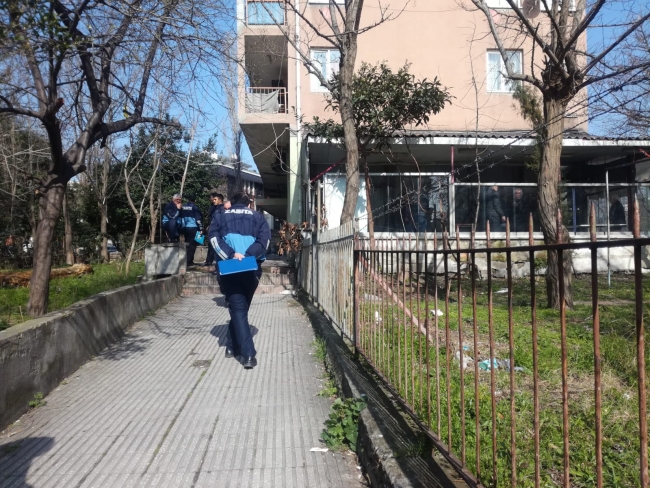 Bahçelievler'de 80 daireli bir site boşaltılıyor