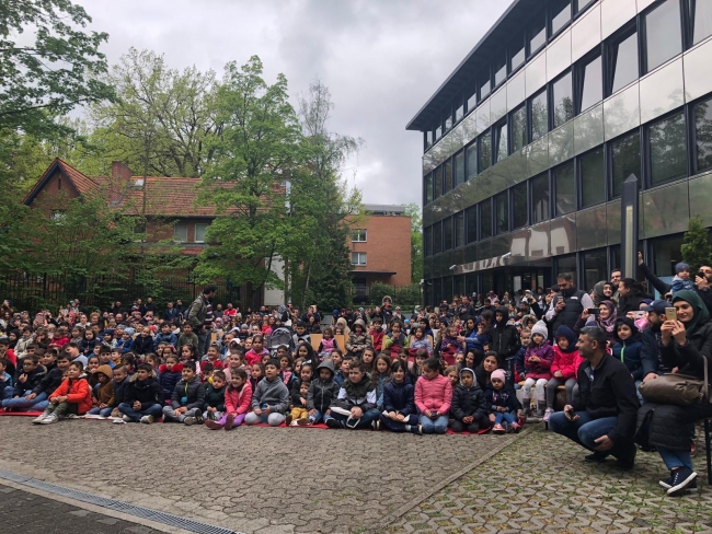 Berlin'de Rafadan Tayfa'ya yoğun ilgi