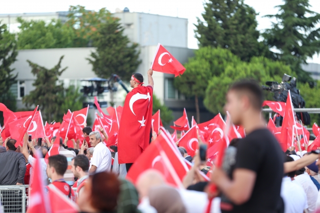 Binlerce kişi '15 Temmuz Demokrasi ve Milli Birlik Günü Buluşması'nda bir araya geldi