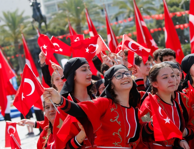 19 Mayıs coşkuyla kutlandı