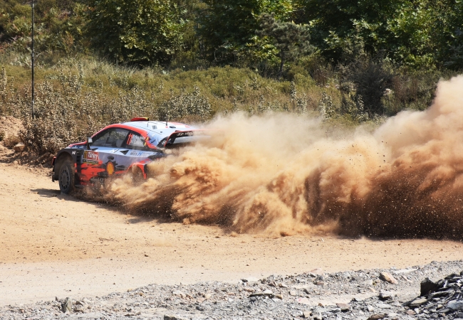 Dünya Ralli Şampiyonası'nda ikinci gün