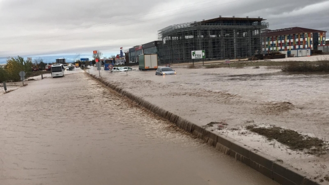 Edirne'de kuvvetli sağanak etkili oldu