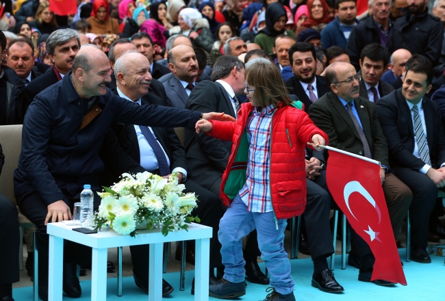 Siyasilerden 23 Nisan mesajları