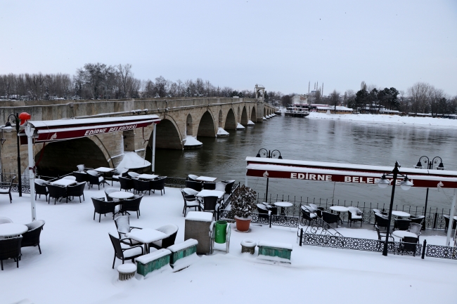Türkiye beyaza büründü