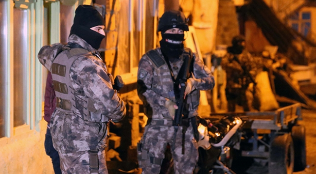 Uyuşturucu satıcılarına şafak operasyonu: 14 gözaltı