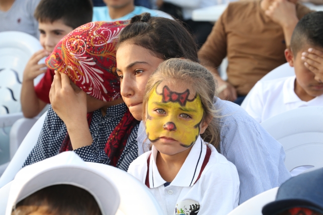 "Göçmen Kuşları Projesi" ile işçi çocuklarına eğitim verildi