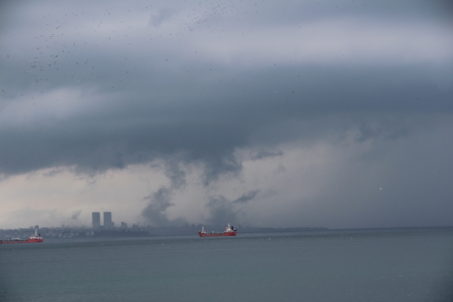 İstanbul'da beklenen yağış başladı
