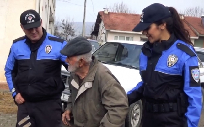 Metruk binada bulunan yaşlı adama kaymakamlık sahip çıktı