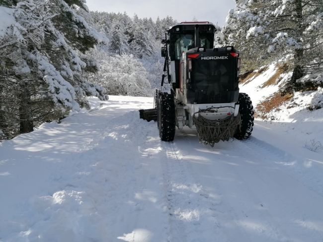 Elazığ'da 94 köy yolu ulaşıma kapandı