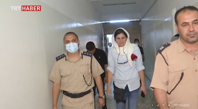 Libya’da TRT Haber, darbeci Hafter’e bağlı komutanla hücrede konuştu