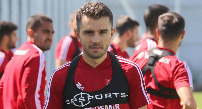 Sihirli değnek değil, emek