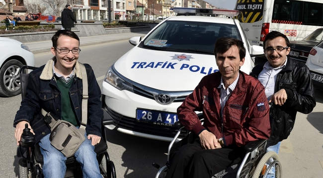 Engeller "WhatsApp" ihbarıyla kalkıyor